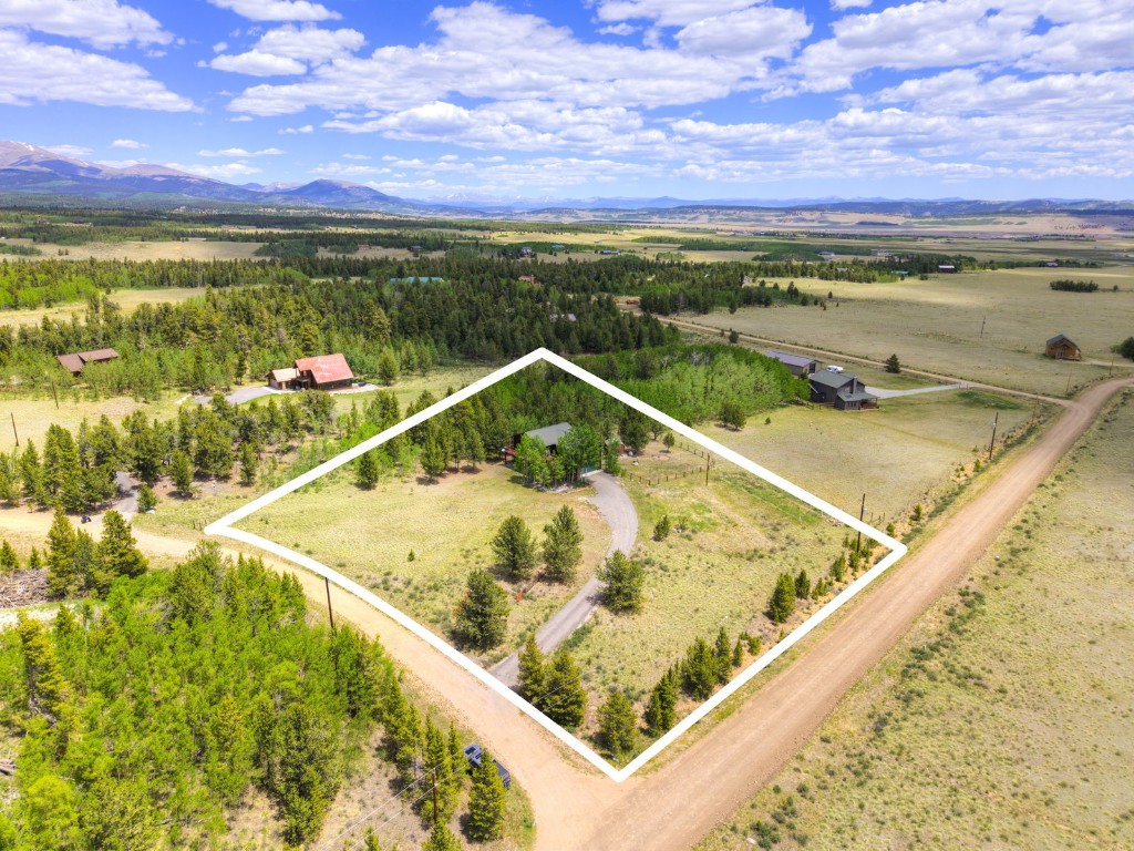 16 Thurber Court Property Photo 45