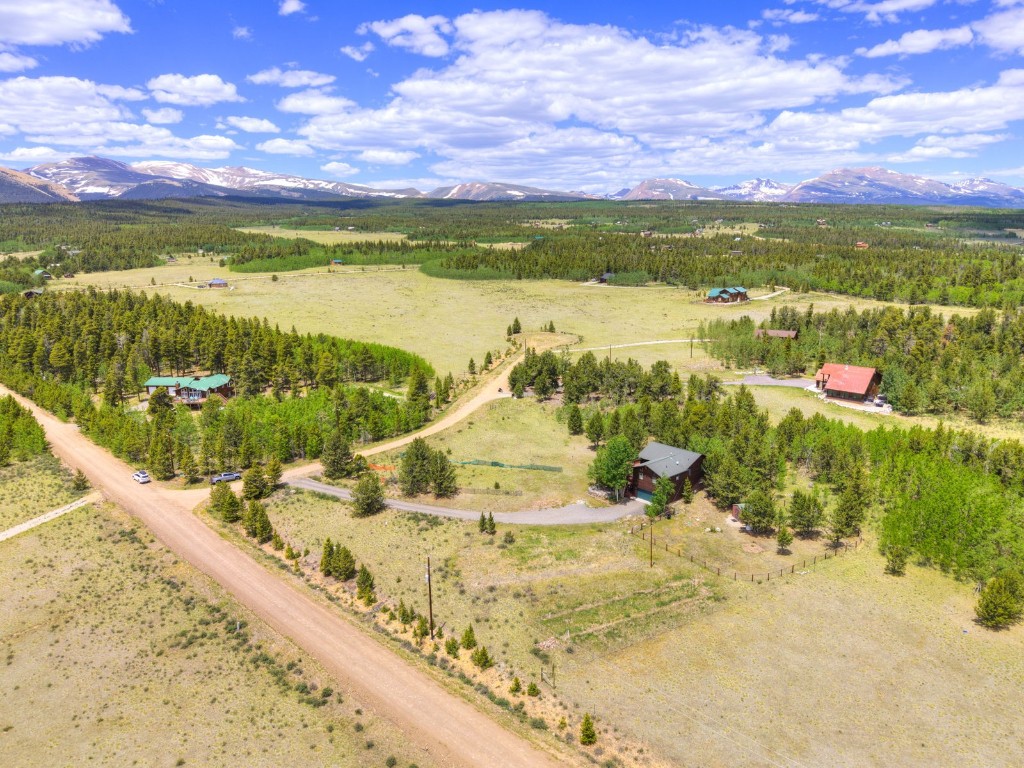 16 Thurber Court Property Photo 47