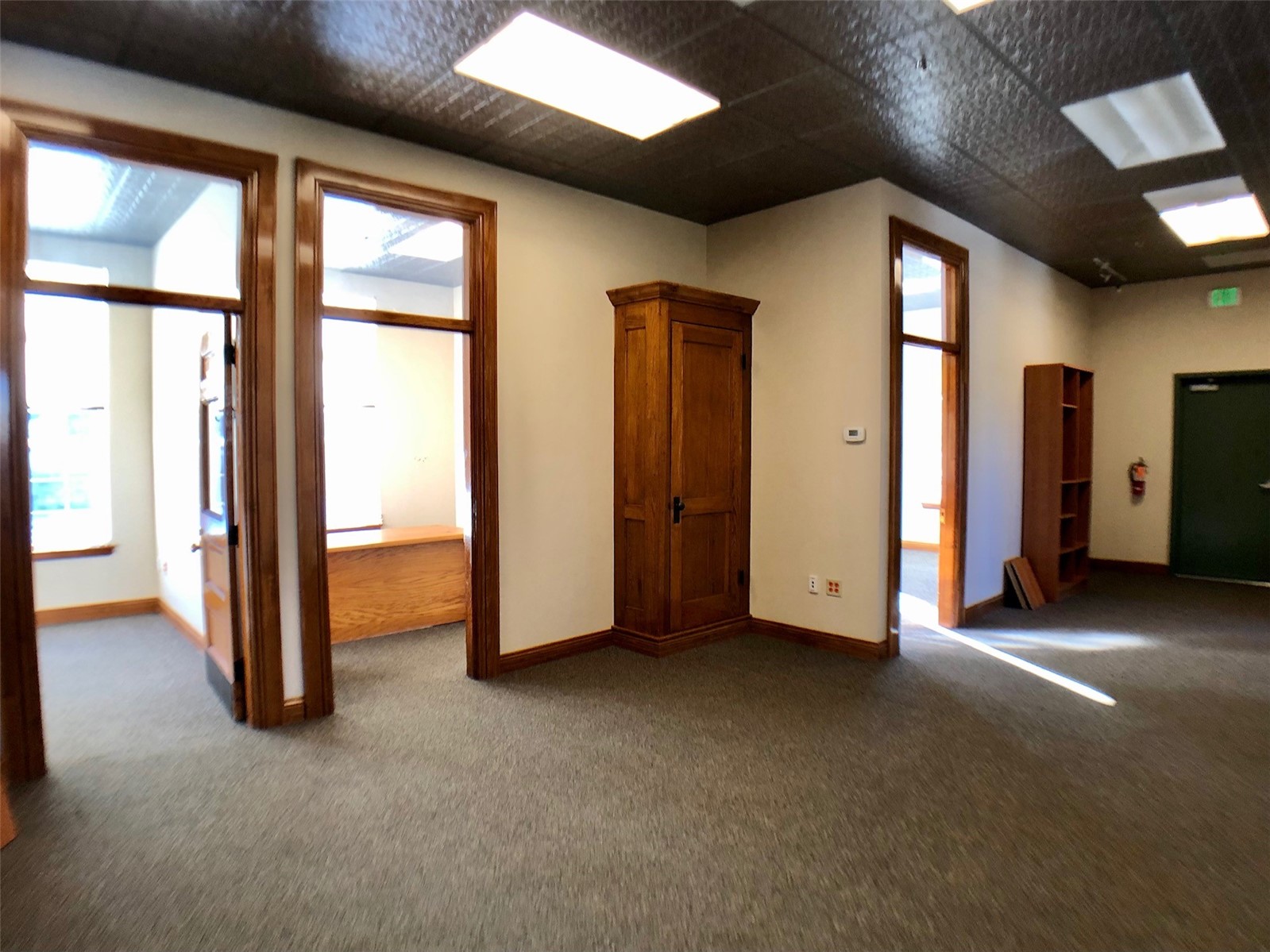 323 W Main Street W 201 Property Photo 28
