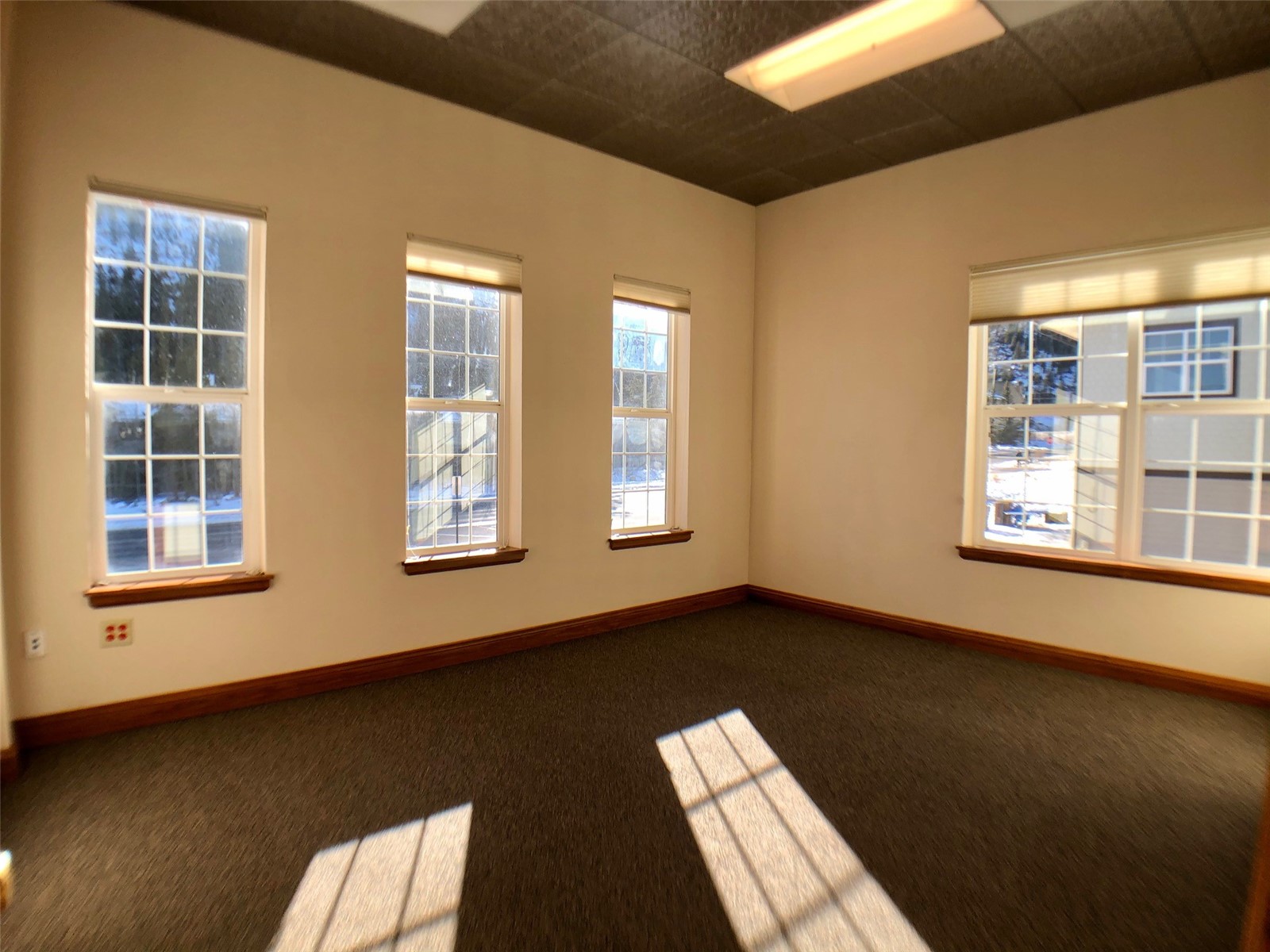 323 W Main Street W 201 Property Photo 34
