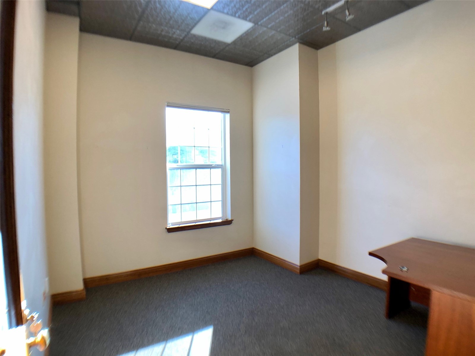 323 W Main Street W 201 Property Photo 35
