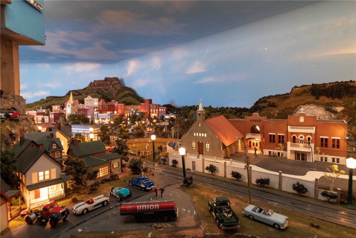 60 Trafalgar Drive Property Photo 35