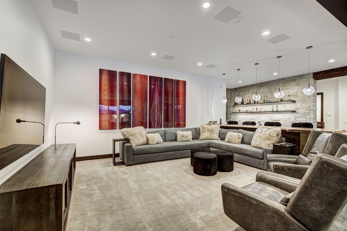 65 Aerie Drive Property Photo 24