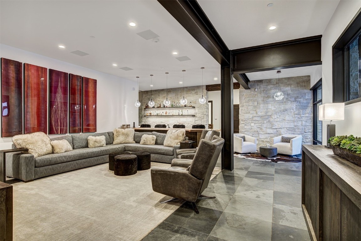 65 Aerie Drive Property Photo 25