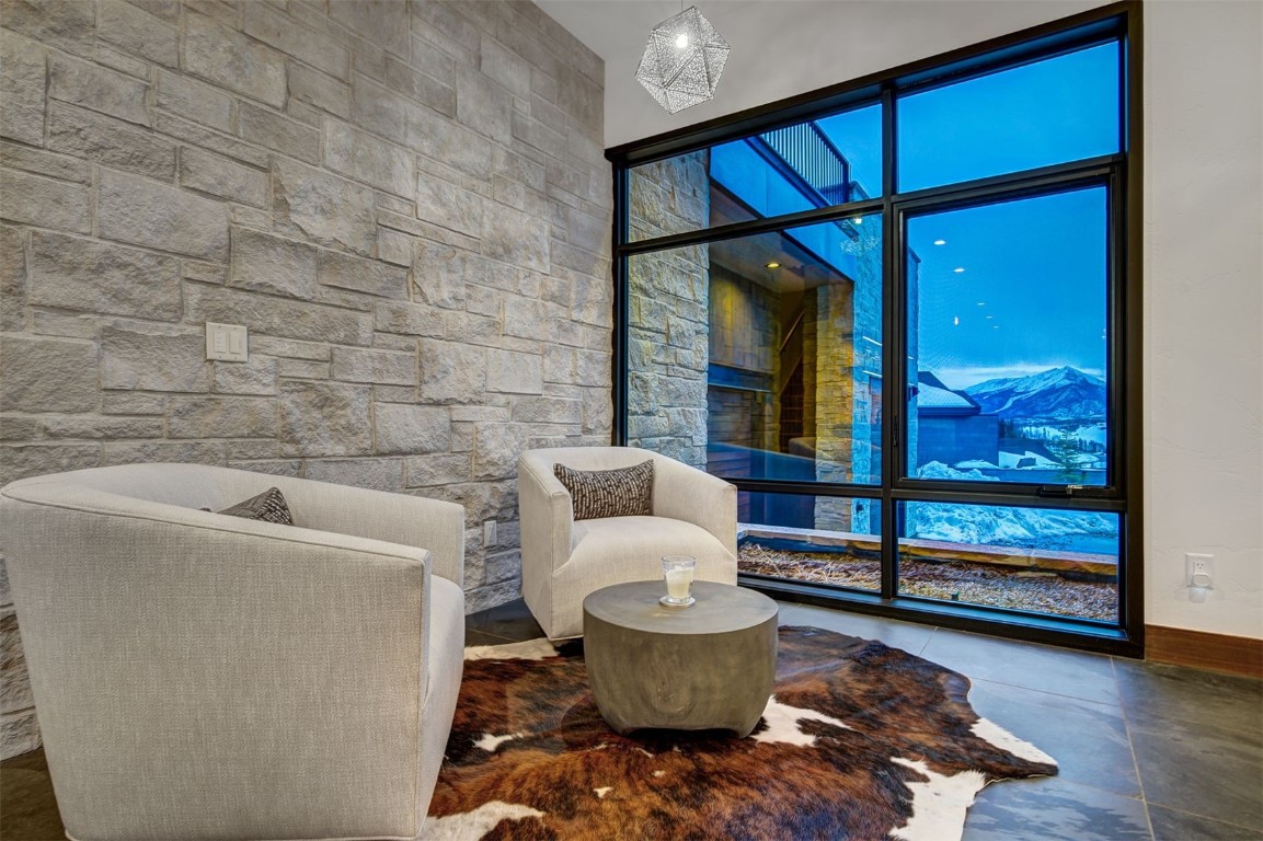 65 Aerie Drive Property Photo 28