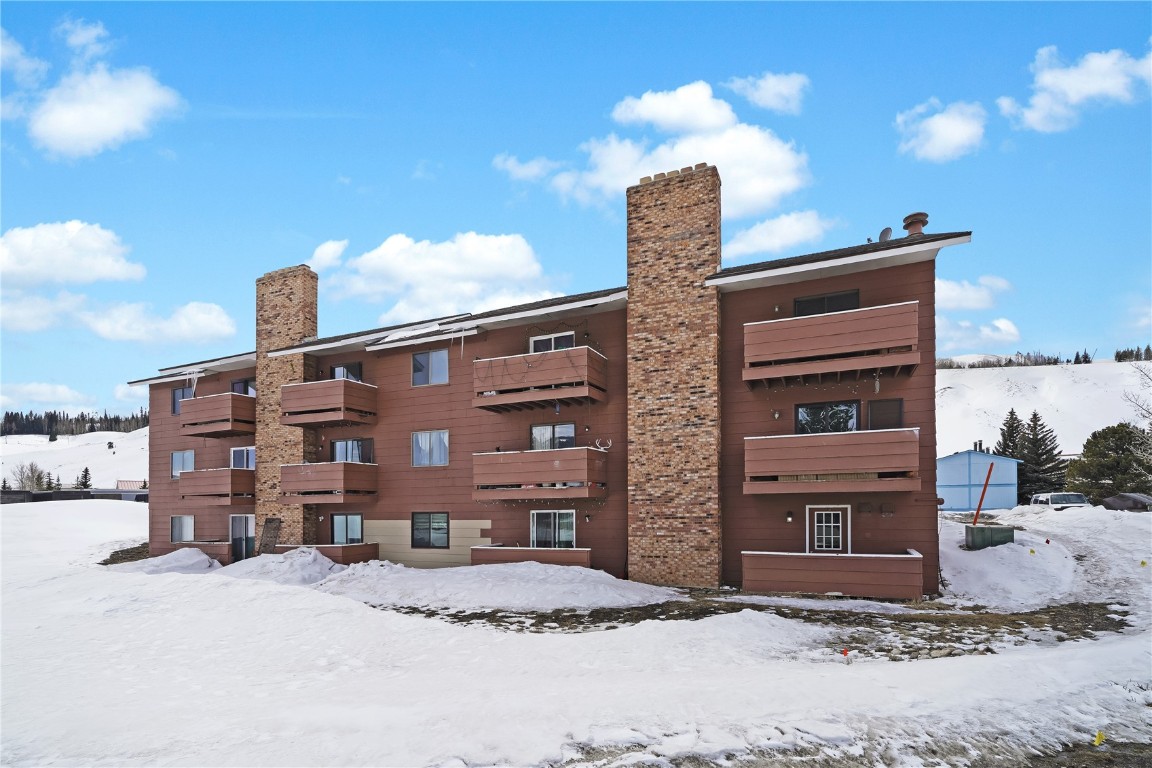 Summit Real Estate Listings Main Image