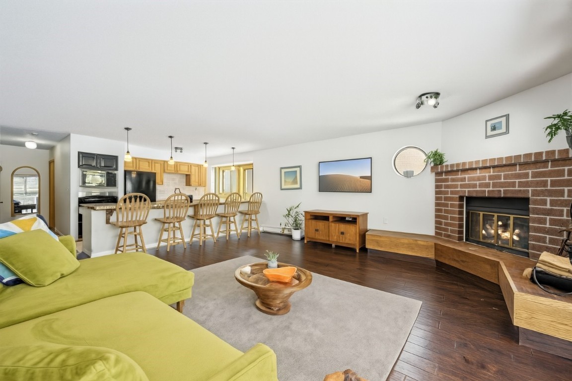 720 Lagoon Drive B Property Photo 1