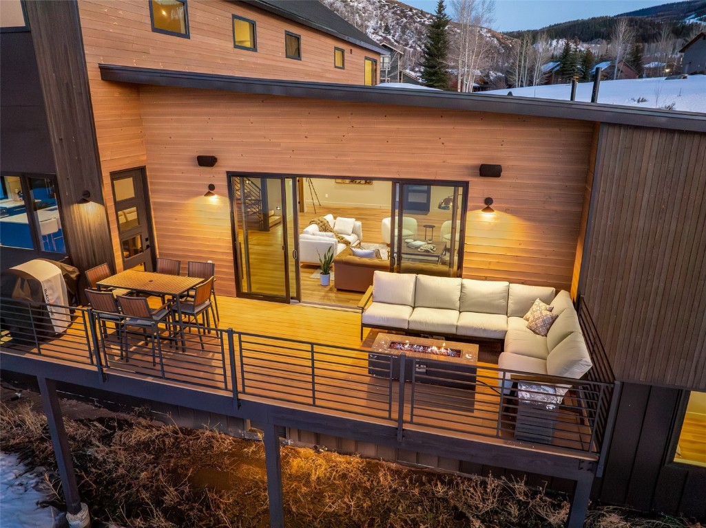 23395 Stageline Avenue Property Photo 2