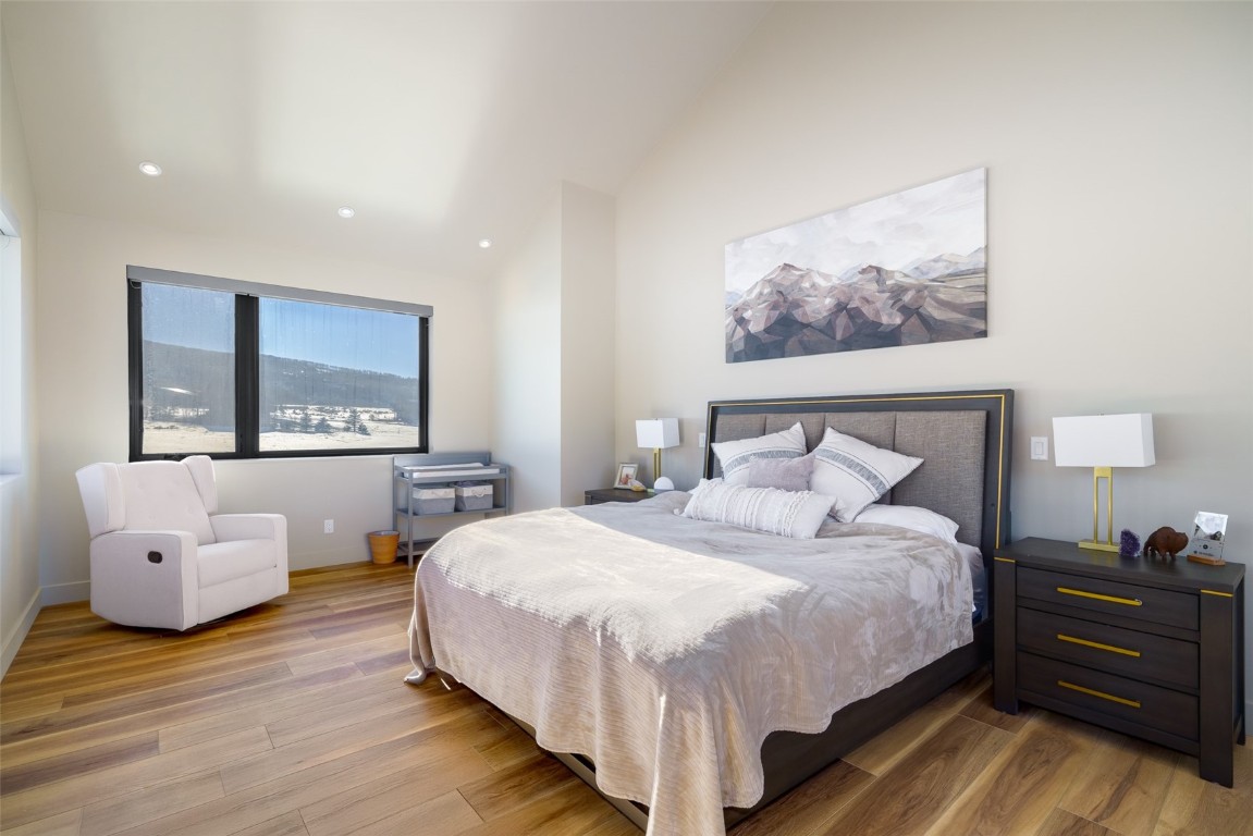 23395 Stageline Avenue Property Photo 14