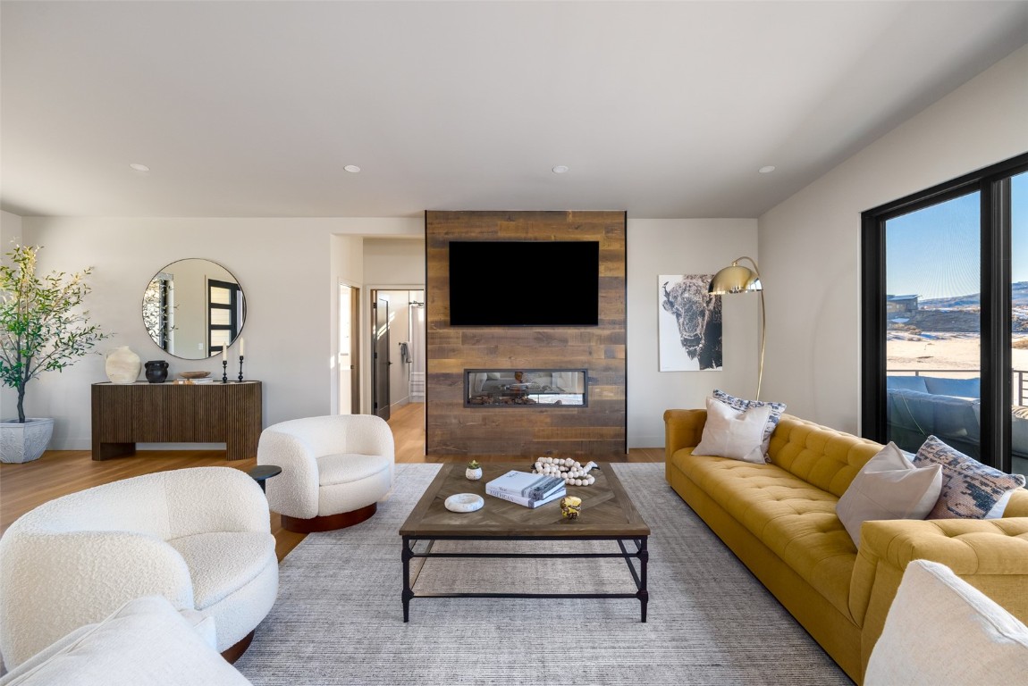 23395 Stageline Avenue Property Photo 29