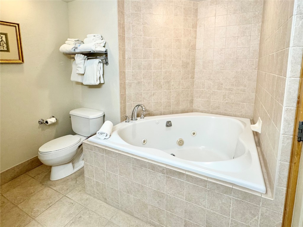 2300 Mount Werner 321 Property Photo 10