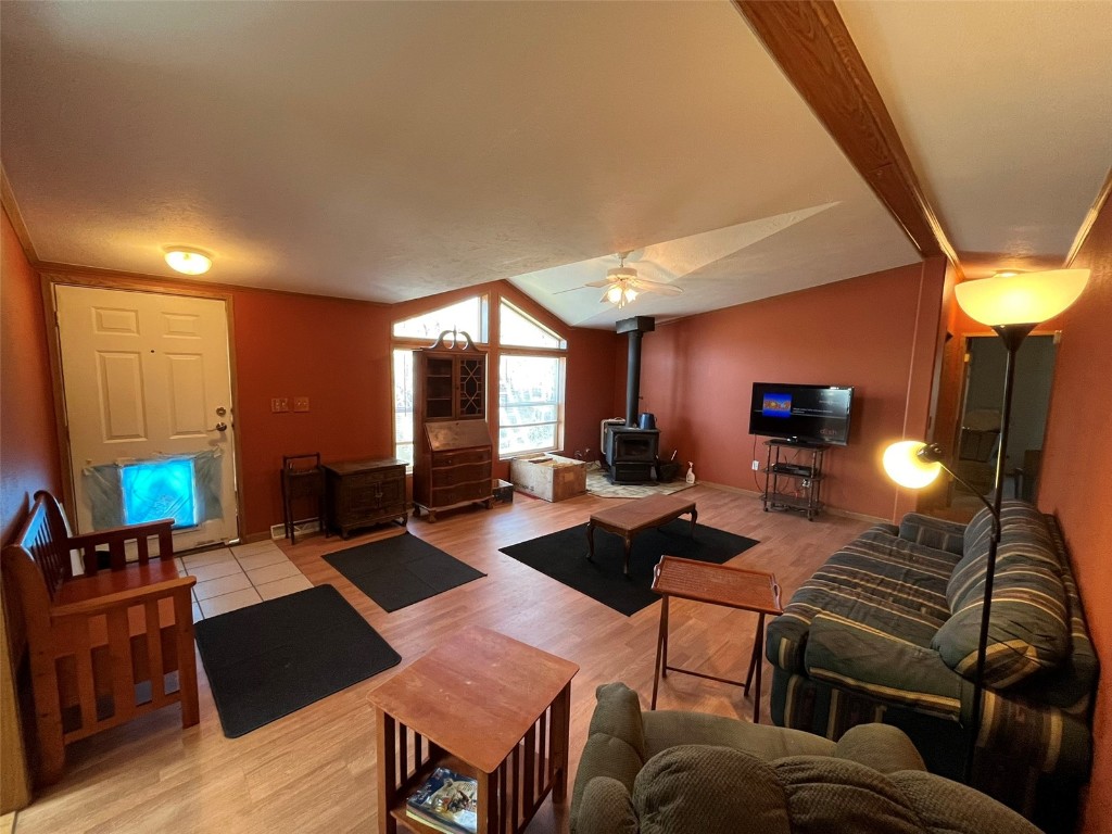315 E 1st Street Property Photo 3