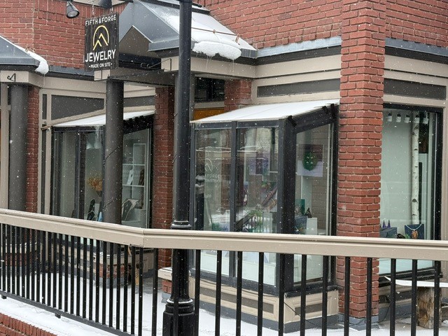 100 N Main Street 202 & 203 Property Photo 16