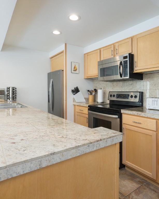 22097 Saints John Road 2554 Property Photo 15