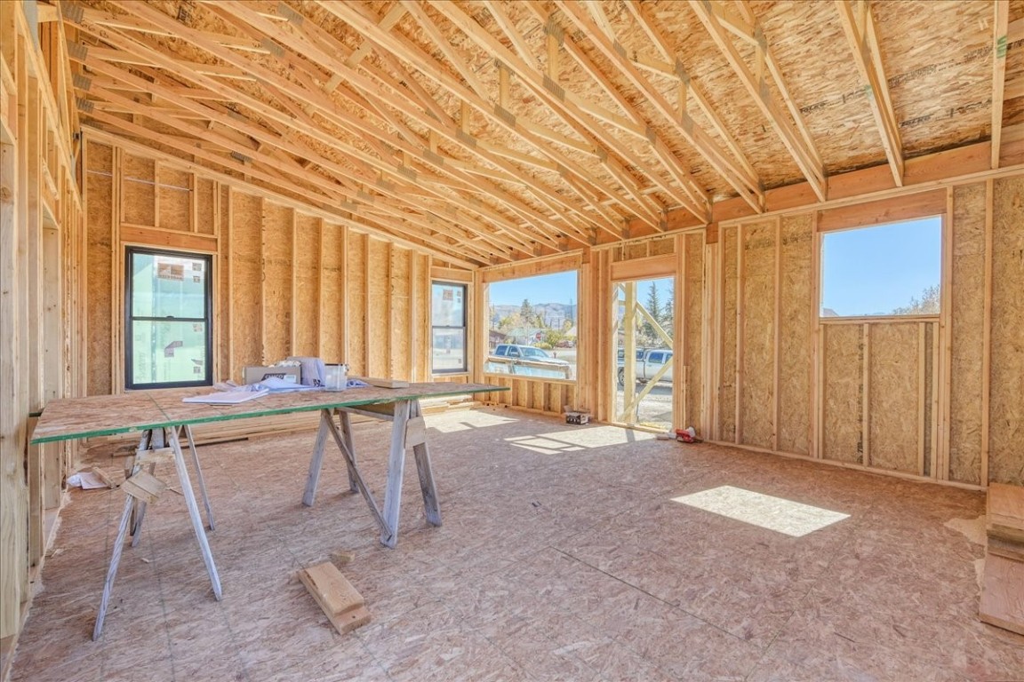 411 Kinsey Avenue Property Photo 3