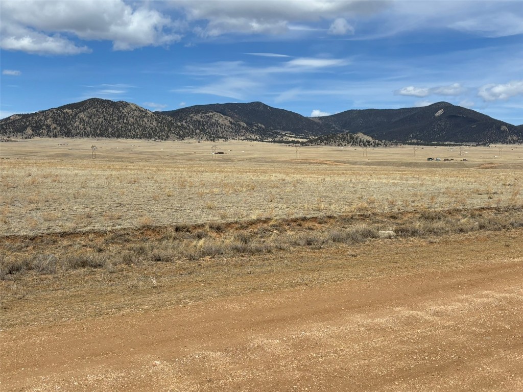6600 Routt Road Property Photo 17