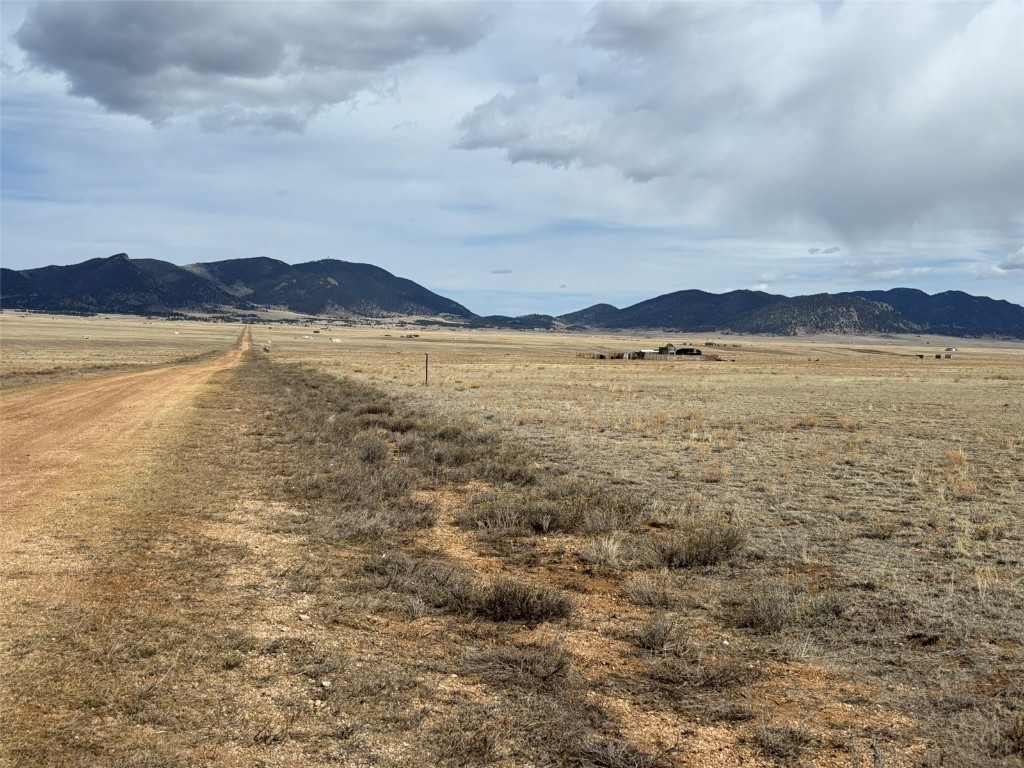 6600 Routt Road Property Photo 18