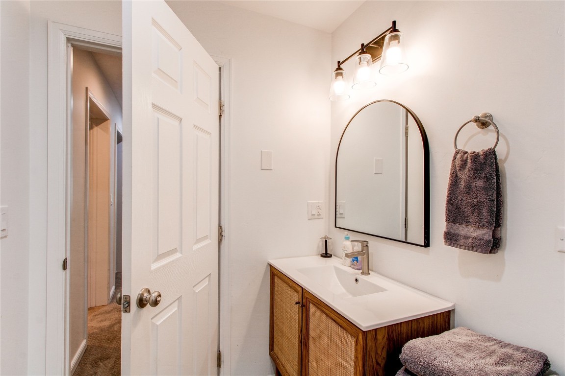 877 Sacramento Crossing Property Photo 42