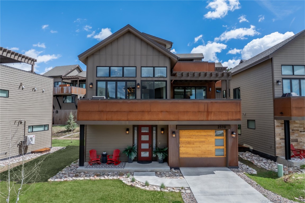 2570 Flat Tops Court Property Photo