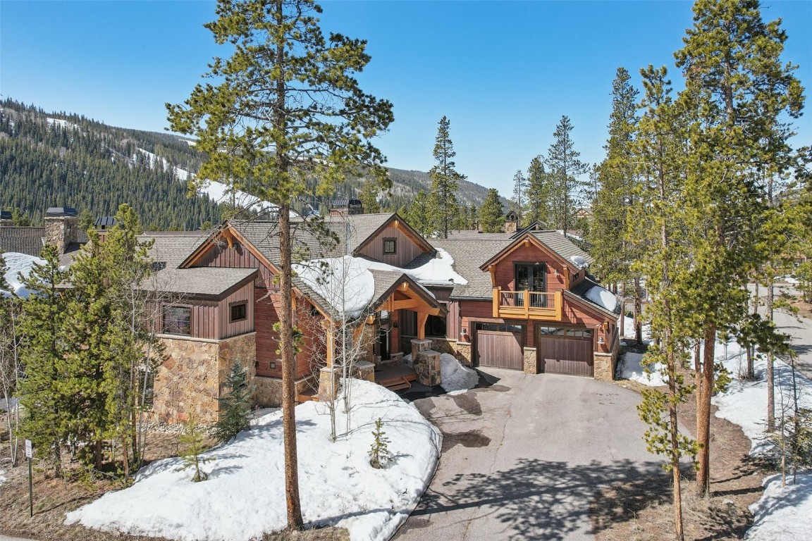 28 Tieze Lane Property Photo