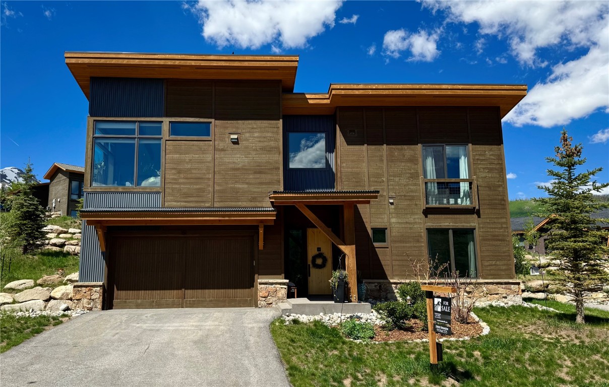 151 Moss Way Property Photo 1