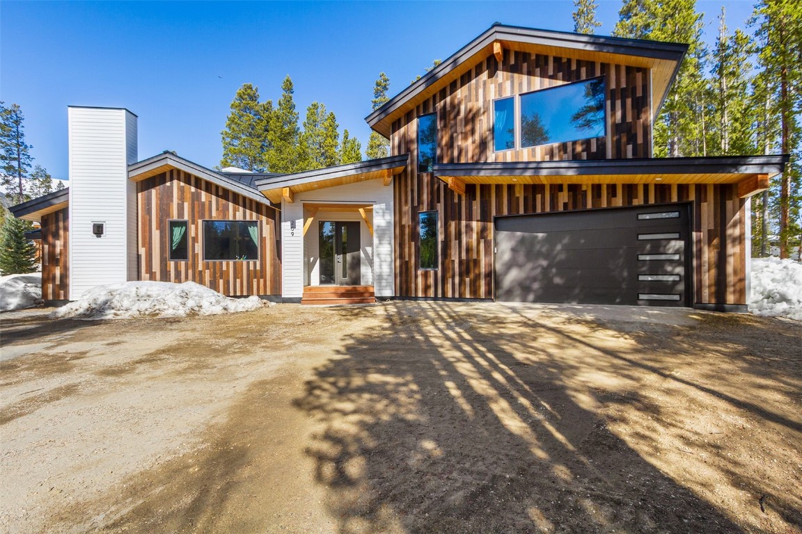 209 American Way Property Photo