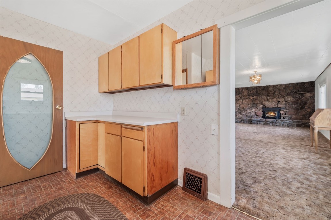 401 Moffat Avenue Property Photo 12
