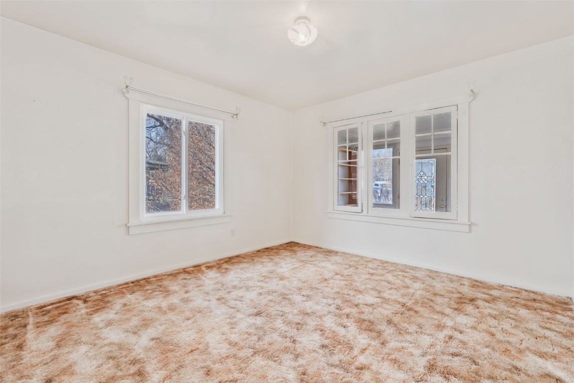 401 Moffat Avenue Property Photo 15