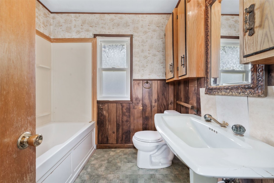 401 Moffat Avenue Property Photo 20