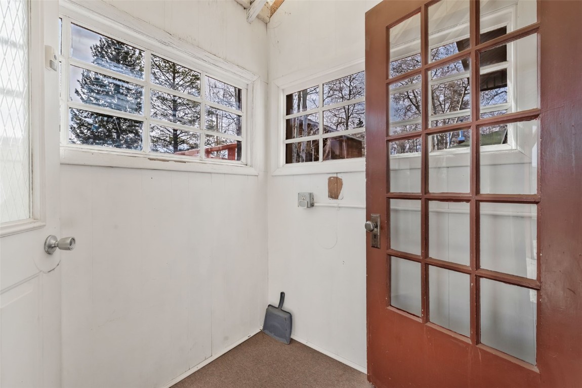 401 Moffat Avenue Property Photo 22