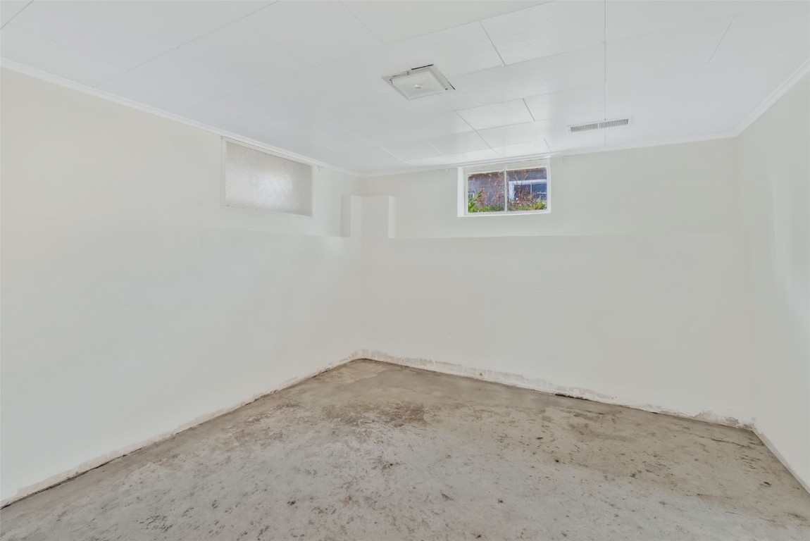 401 Moffat Avenue Property Photo 30