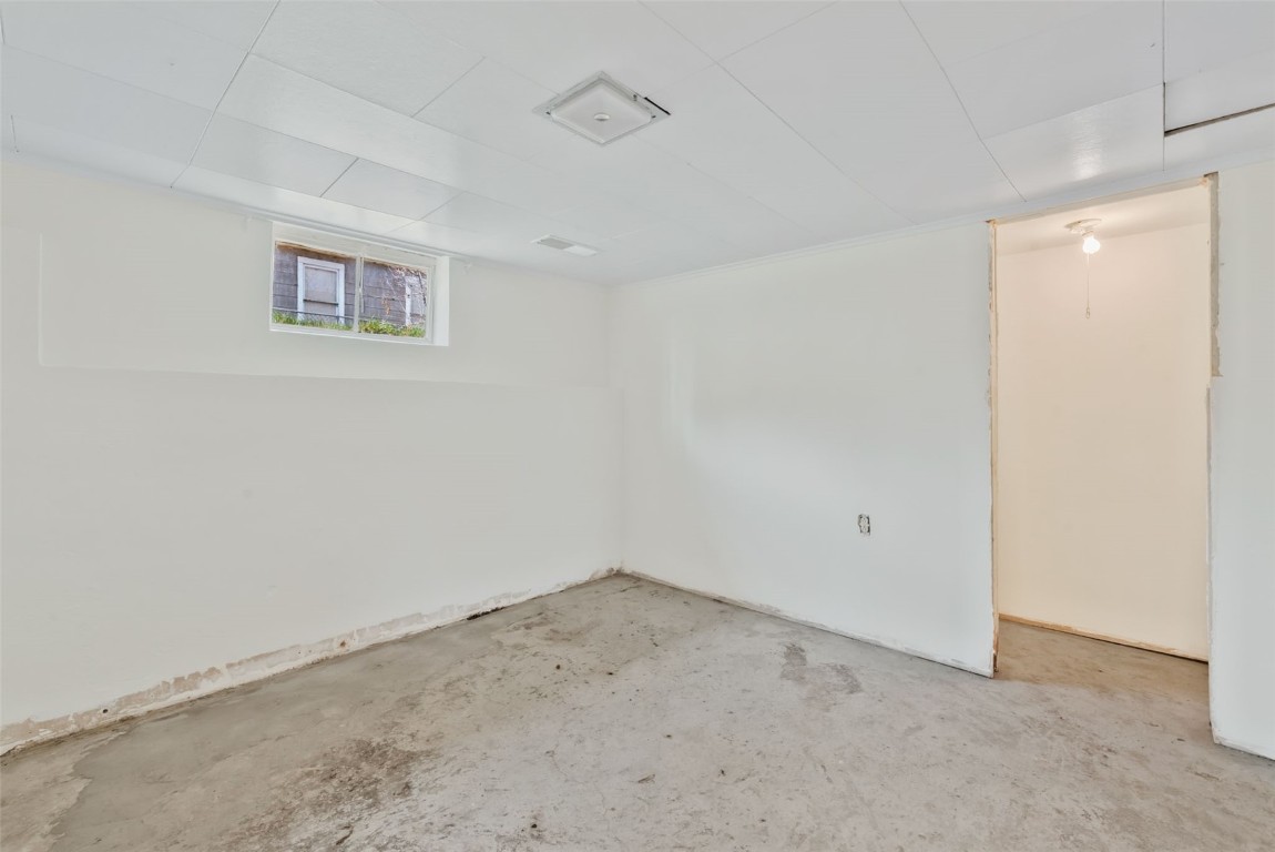 401 Moffat Avenue Property Photo 31