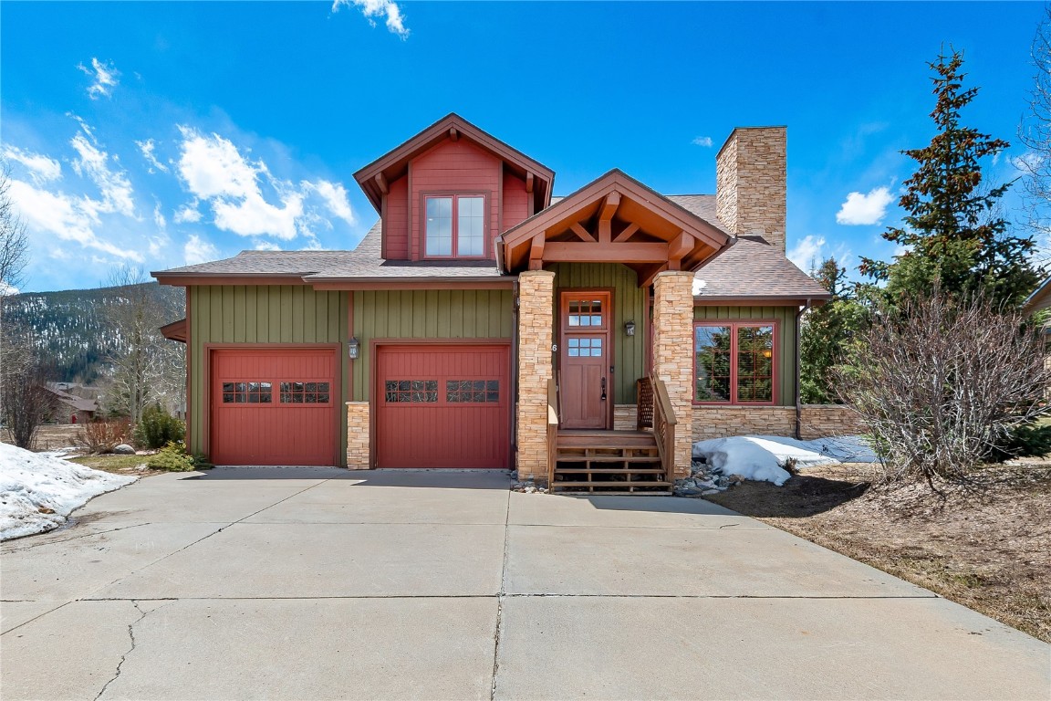 46 Sage View Court Property Photo