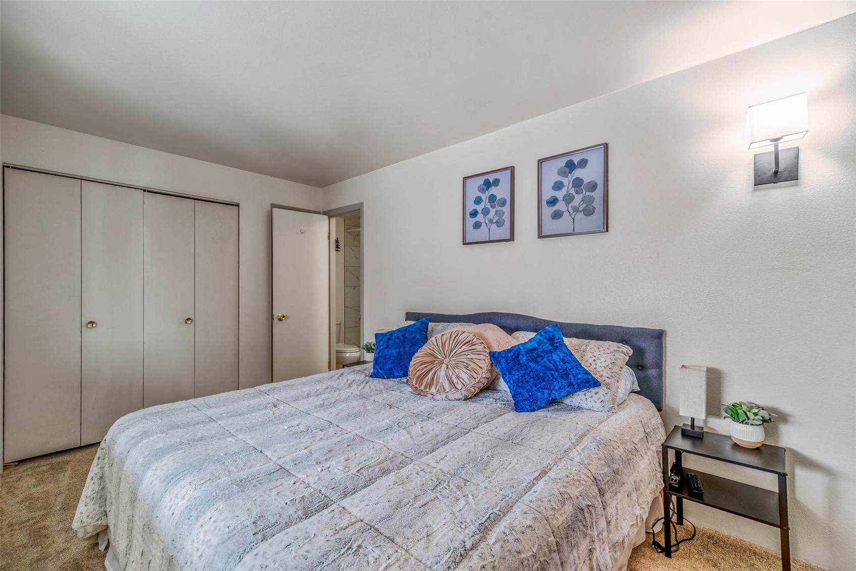 370 E La Bonte Street A Property Photo 17