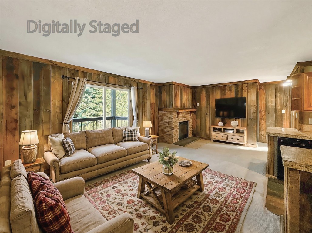 107 Peaks View Court 324 Property Photo 3