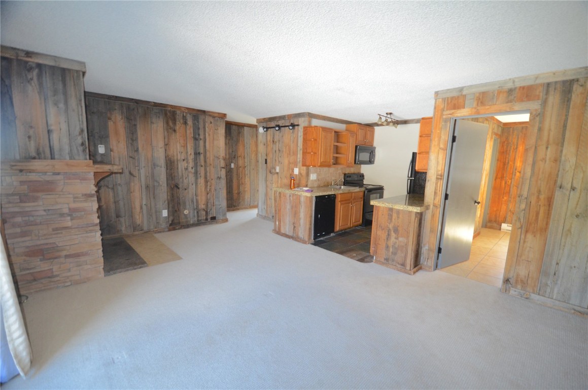 107 Peaks View Court 324 Property Photo 19