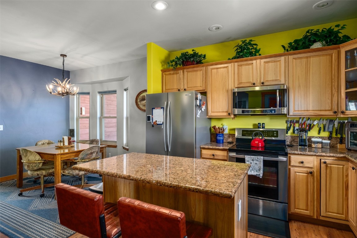 30225 Coyote Run Court Property Photo 6
