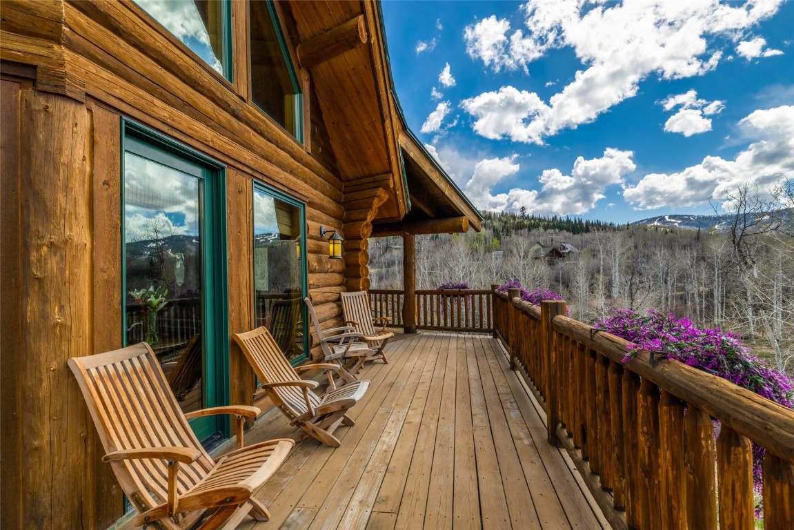 24110 Arapahoe Road Property Photo 6