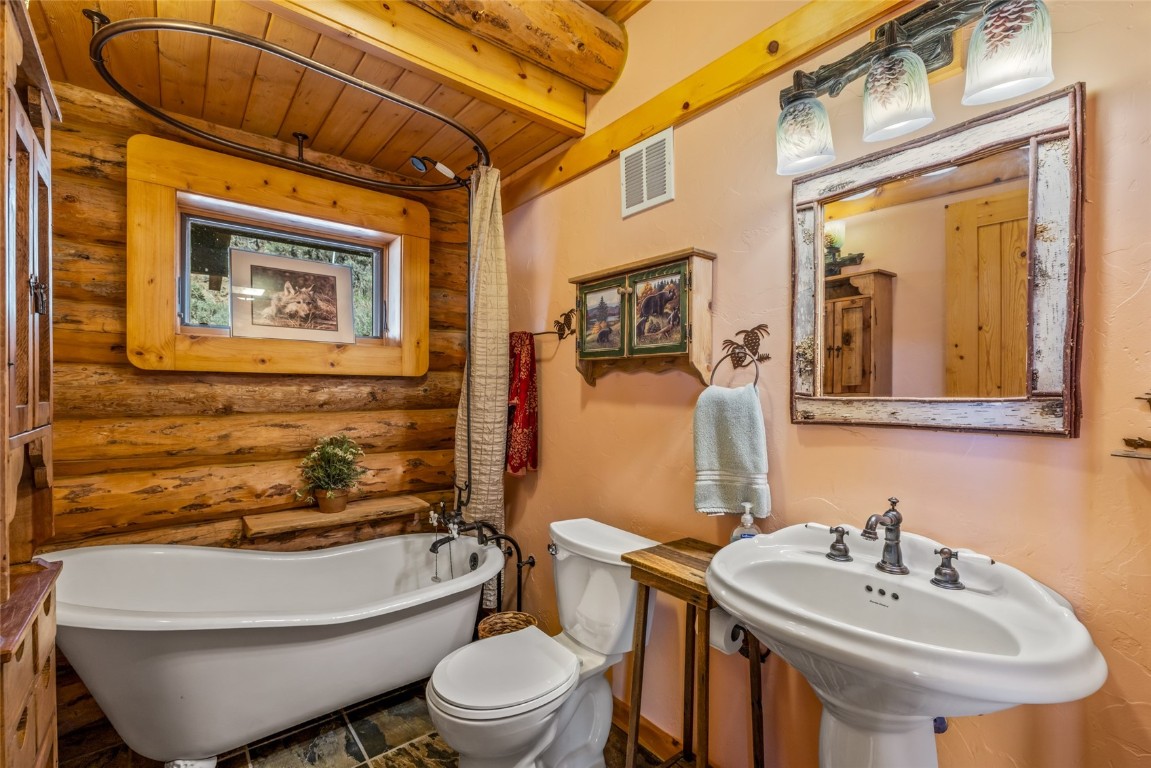 24110 Arapahoe Road Property Photo 22