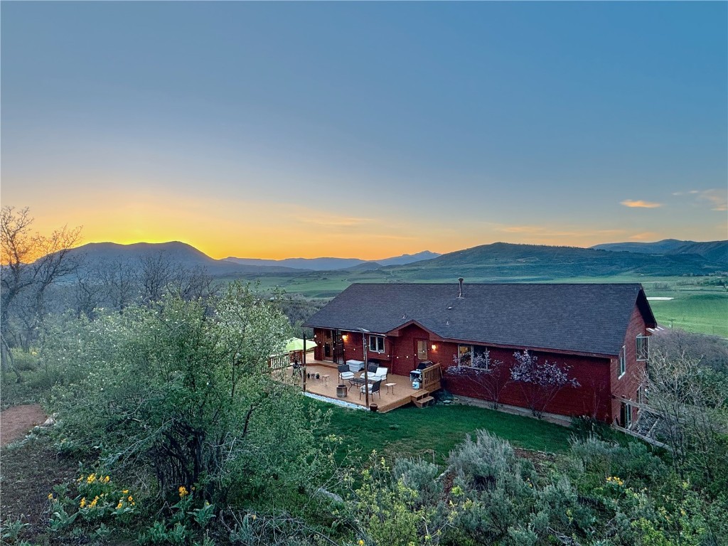 42485 Deerfoot Lane Property Photo 1