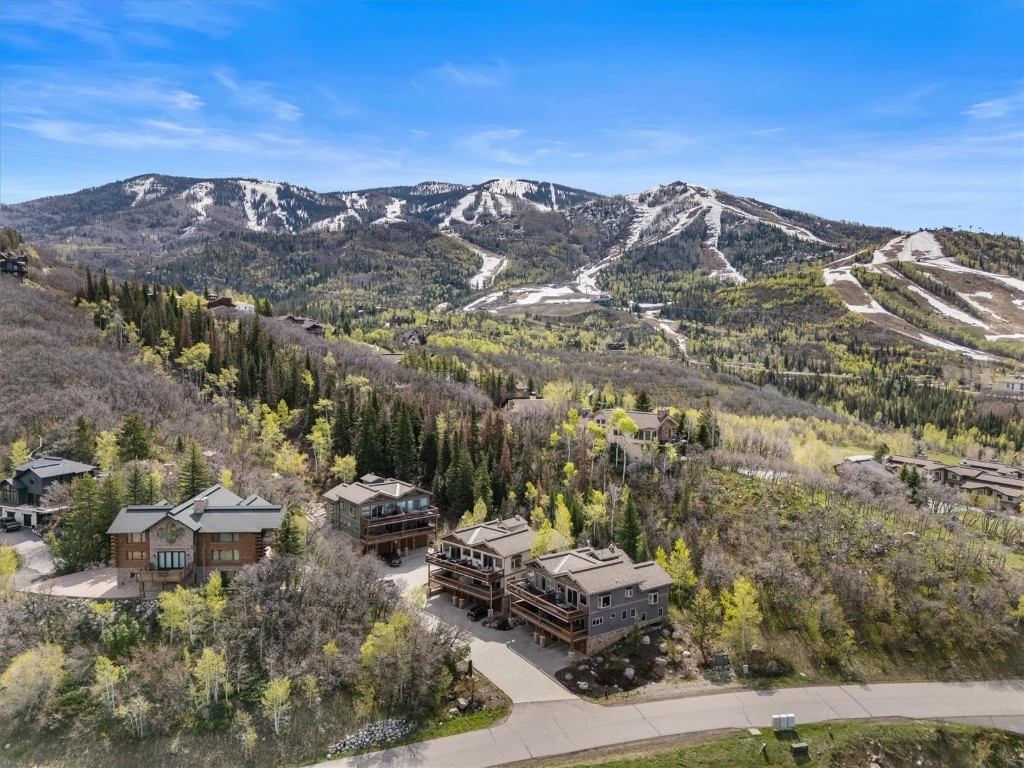 2137 Overlook LANE 104