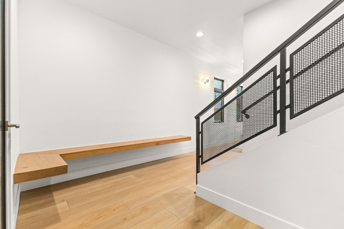 1241 Urban Way Property Photo 34