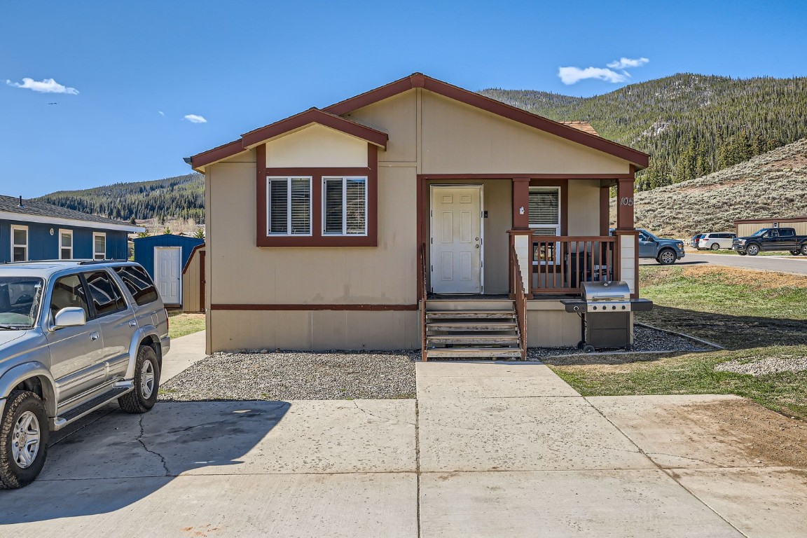 105 Red Cloud Peak Road Property Photo 1