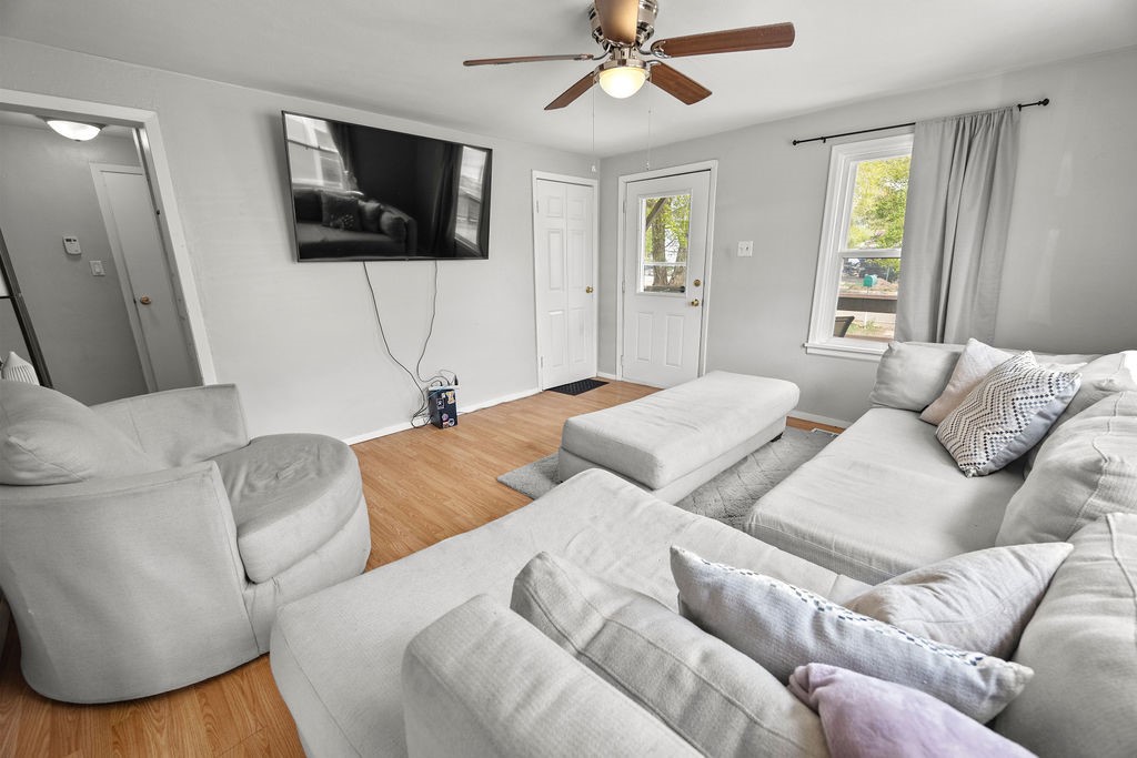 410 Washington Street Property Photo 5