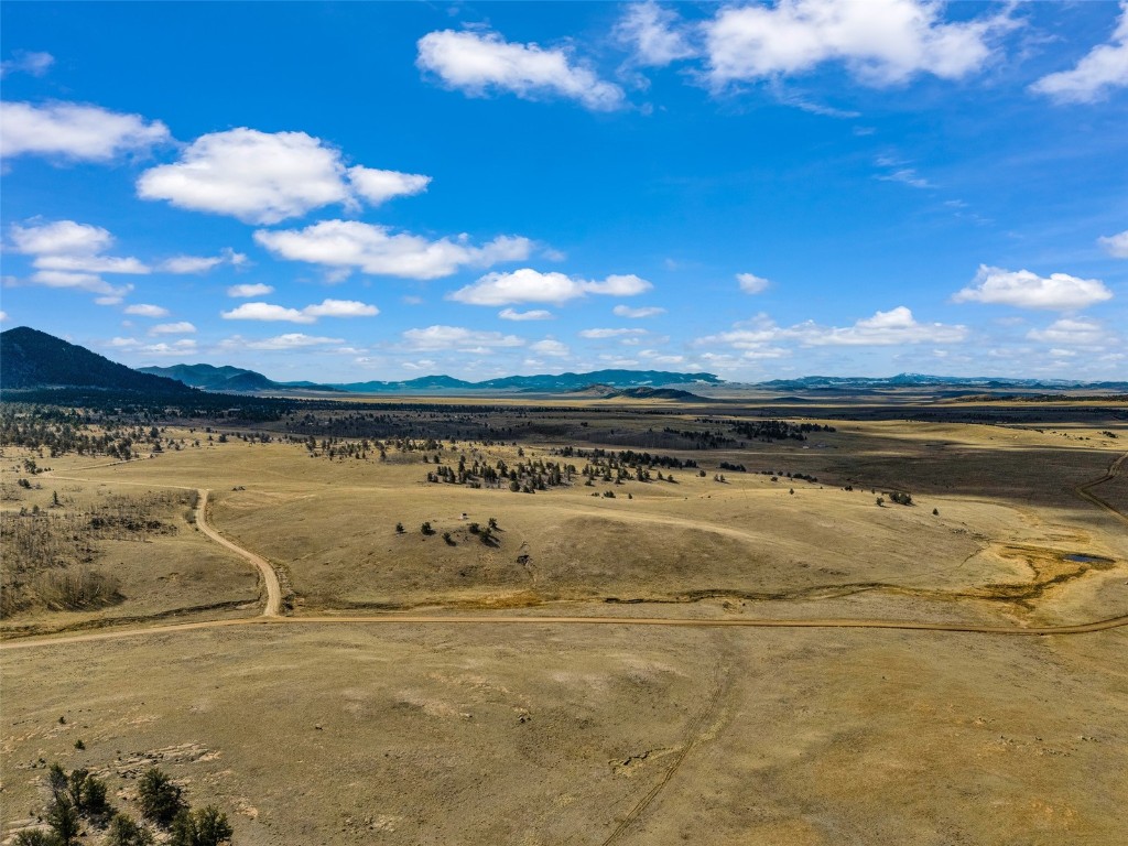 1868 Ute Trace Property Photo 1