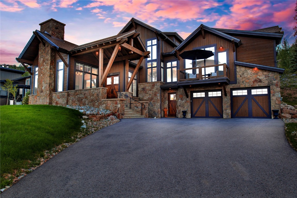 329 Raven Golf Lane Property Photo 1