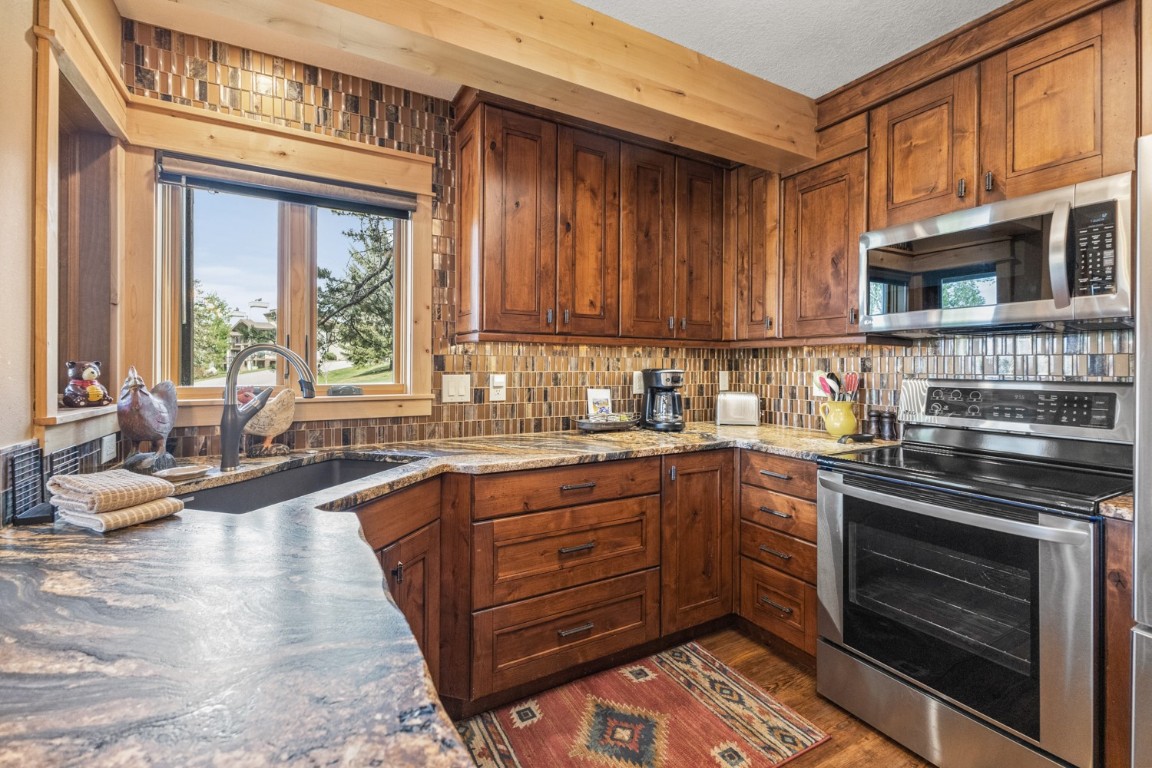 1720 Ranch Road 301 Property Photo 1
