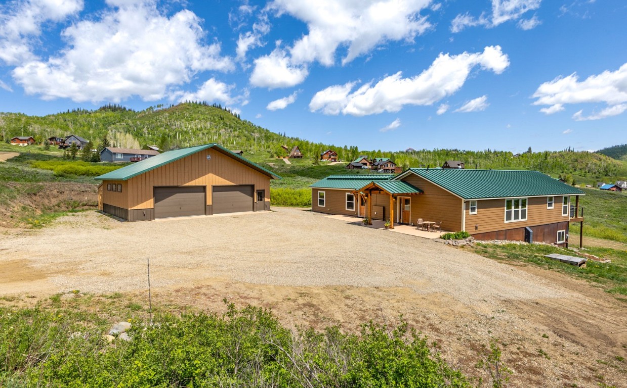 26870 Beaver Canyon Drive Property Photo 1