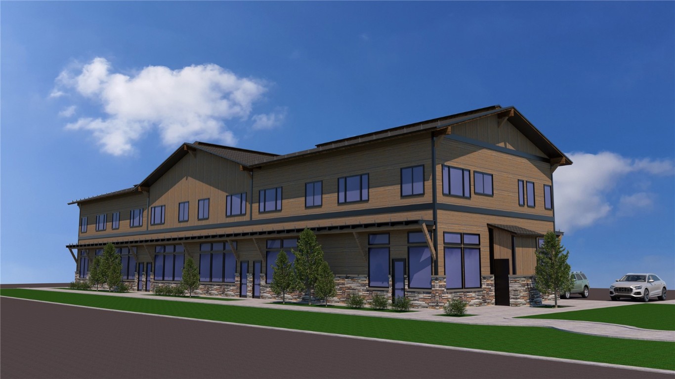 2110 Taxi Way R101 Property Photo 3