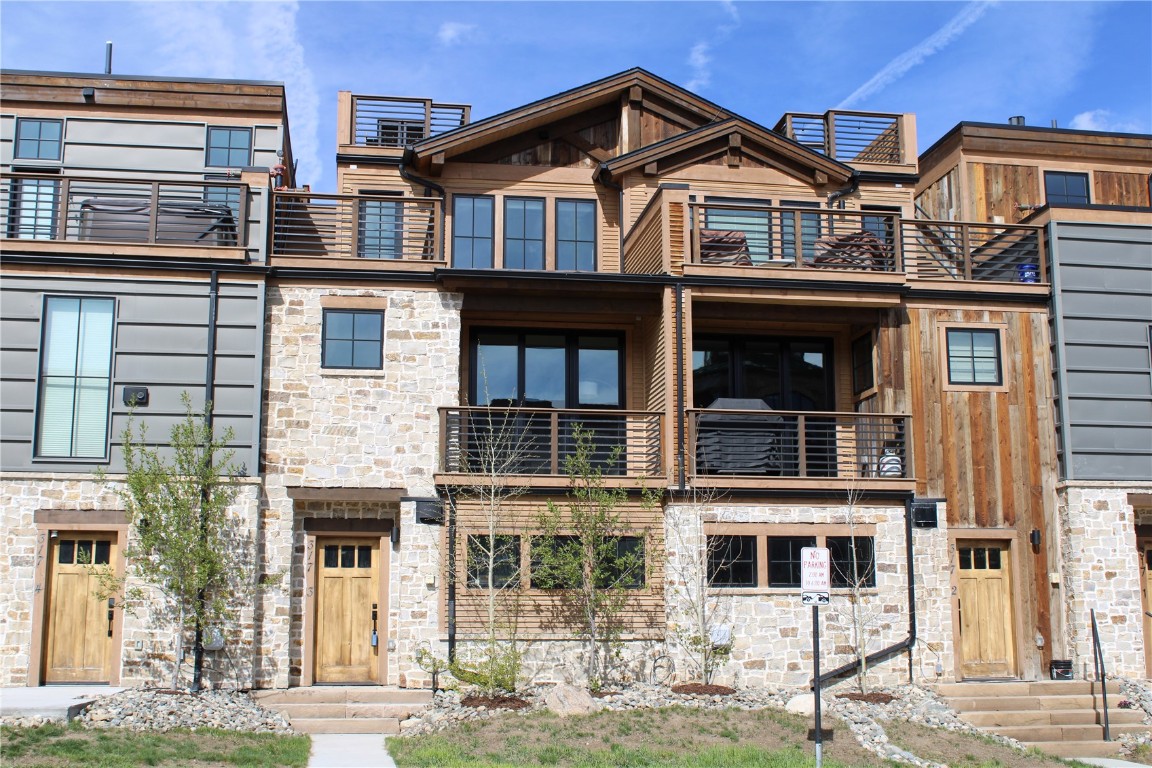 317 Granite Street 3